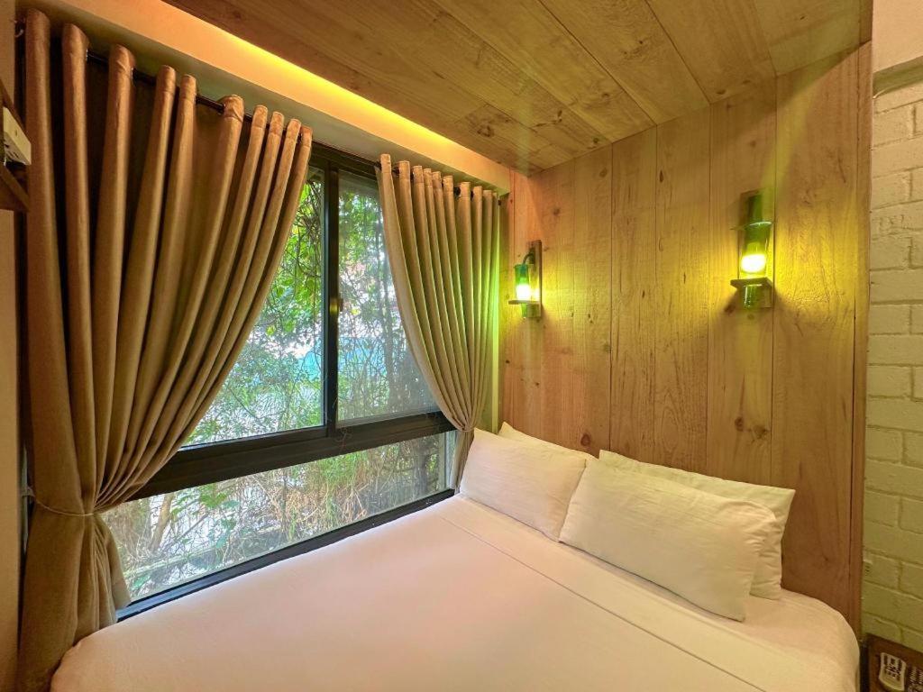 Cabins By Eco Hotels Tagaytay City Esterno foto